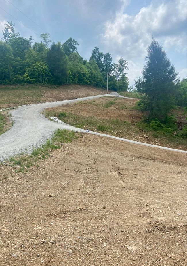 lot 7 Sleepy Hollow Road, Home with 0 bedrooms, 0 bathrooms and null parking in East Bernstadt KY | Image 11