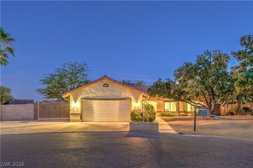 5325 N El Capitan Way, Las Vegas, NV, 89149-3417 | Card Image