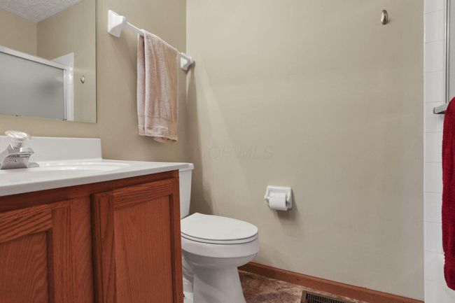 Second Floor Full Bath | Image 32