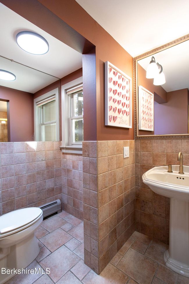 71 E Hubbard Rd, House other with 3 bedrooms, 2 bathrooms and null parking in Sandisfield MA | Image 36