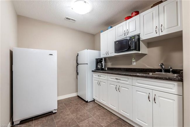 86 Willits Cres, House other with 5 bedrooms, 3 bathrooms and 8 parking in Saint George ON | Image 27