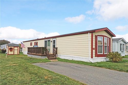 56 Bayview Park, Middletown, RI, 02842-4877 | Card Image