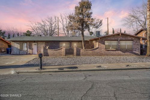 1015 Ferndale Dr, Las Cruces, NM, 88005-1234 | Card Image