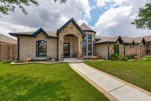 2811 Chelsea Pl, Midland, TX, 79705-2321 | Card Image