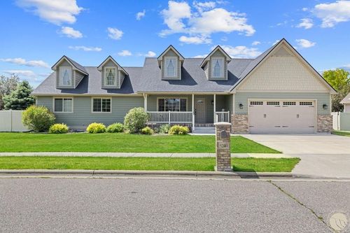 5240 Merlot Ln, Billings, MT, 59106-2302 | Card Image