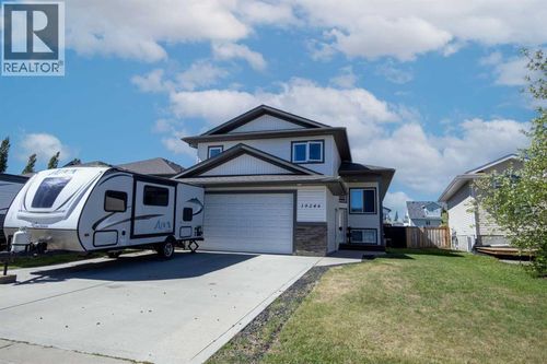 10246 97 St, Sexsmith, AB, T0H4A0 | Card Image