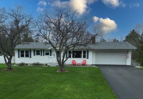 34 Pinehurst Dr, Jericho, VT, 05465-2514 | Card Image