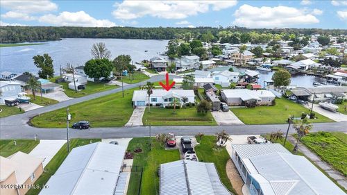 186 Sportsman Dr, Welaka, FL, 32193-3403 | Card Image