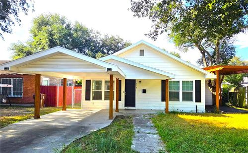 614 Yoakum Ave, Kingsville, TX, 78363-4343 | Card Image