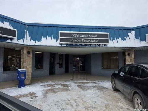 9-1025 Boychuk Dr, Saskatoon, SK, S7H5B2 | Card Image