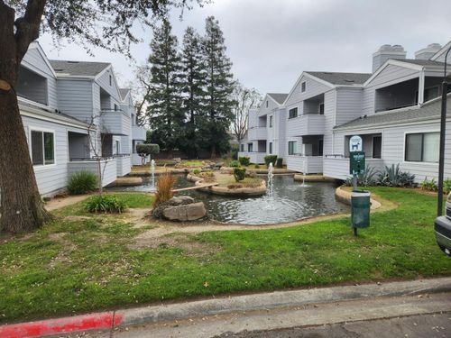 110-7675 N First Street, Fresno, CA, 93720 | Card Image