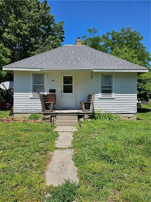 510 Pottawatomie St, Hiawatha, KS, 66434-2543 | Card Image