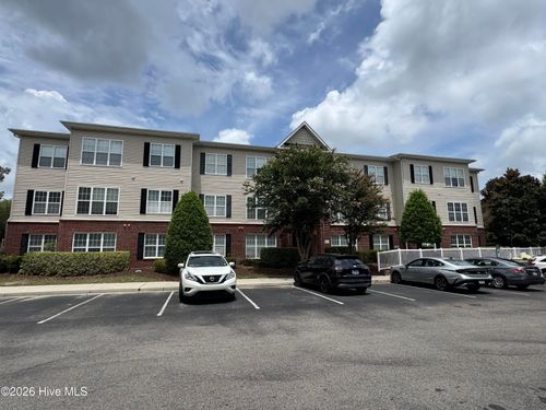unit-106-2827 Bloomfield Lane, Wilmington, NC, 28412 | Card Image