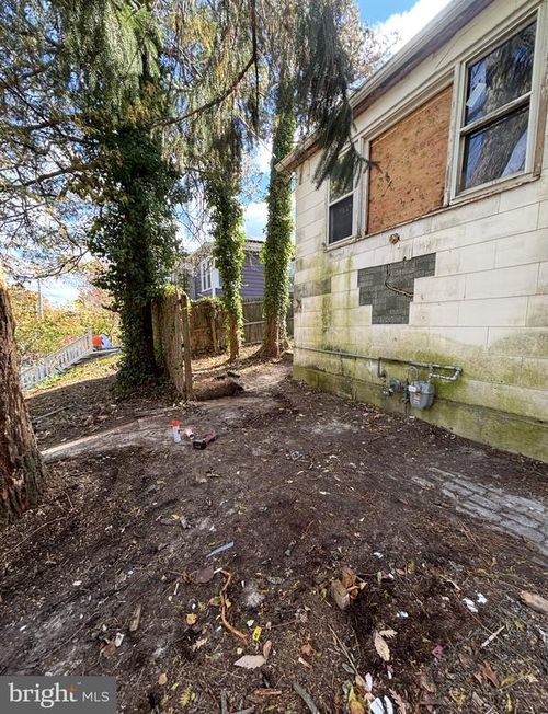 53 Woodland Ave, CLEMENTON, NJ, 08021-4419 | Card Image