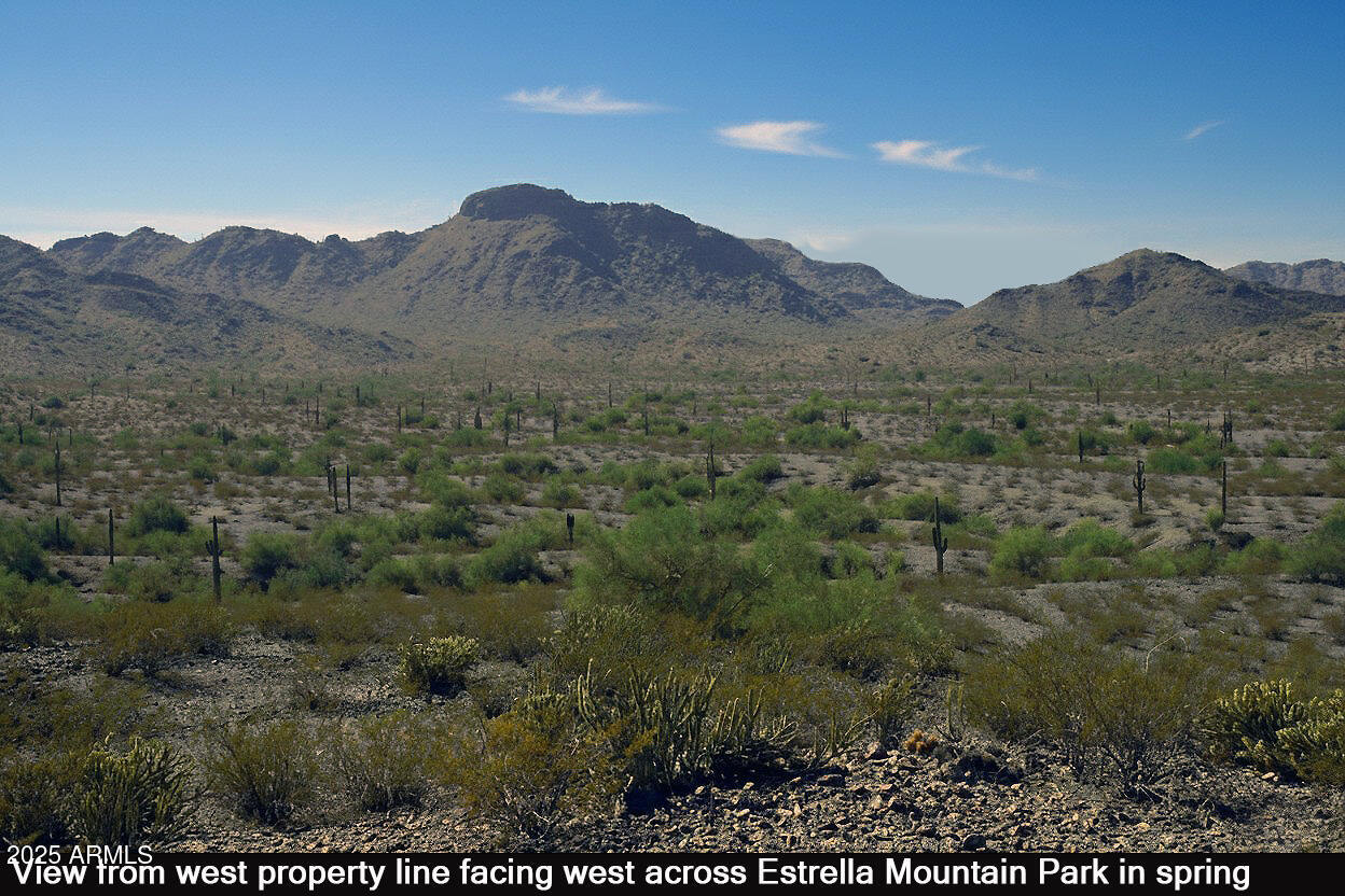 Land in Goodyear 2