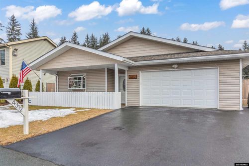 4312 Manor Avenue, Juneau, AK, 99801 | Card Image