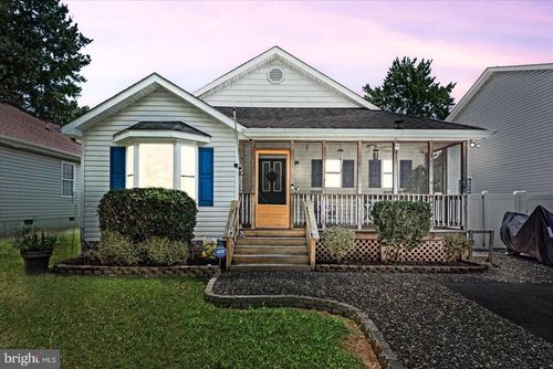 312 7th St, Colonial Beach, VA, 22443-1608 | Card Image