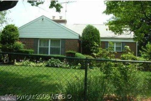 8613 Leonard Dr, SILVER SPRING, MD, 20910-5003 | Card Image