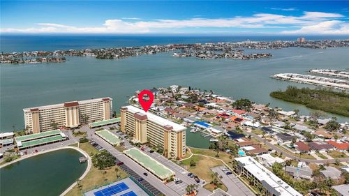 908-4725 Cove Cir, St Petersburg, FL, 33708-2855 | Card Image