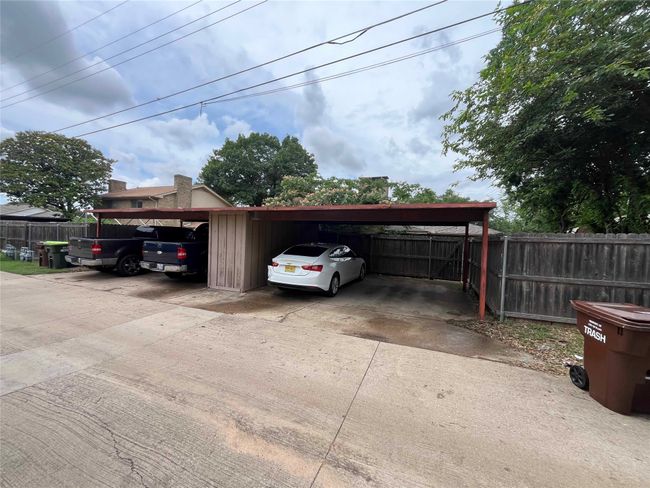 covered parking with storage | Image 17
