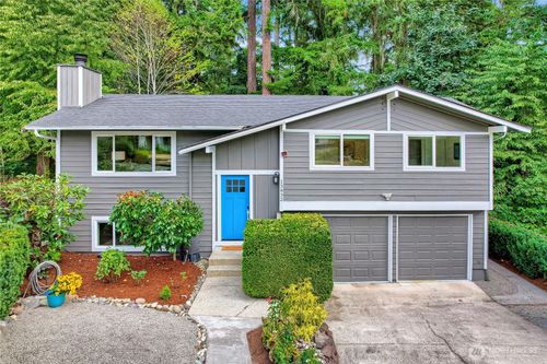 13832 125th Avenue Ne, Kirkland, WA, 98034 | Card Image