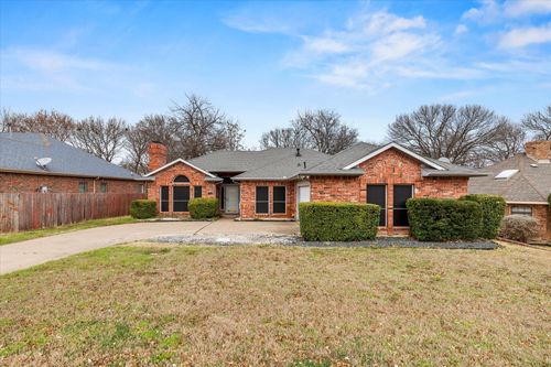 1021 Crestwood Ct, Desoto, TX, 75115-5241 | Card Image