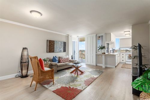 apt-1309-1212 Nuuanu Ave, Honolulu, HI, 96817-4026 | Card Image