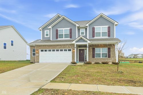 1148 Lakeshore Dr, Greenwood, IN, 46143-2612 | Card Image