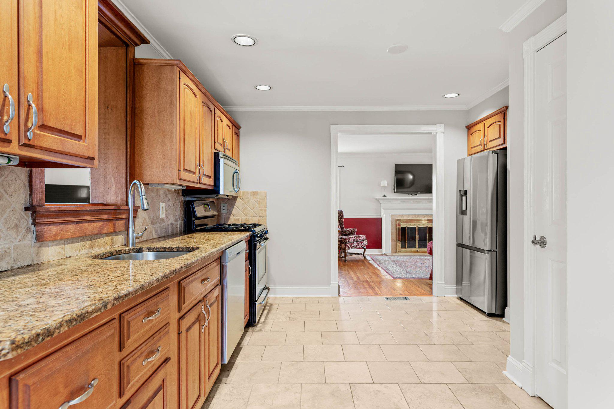 Residential in DREXEL HILL 5