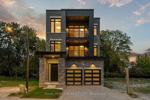 25 Inverlynn Way, Whitby, ON, L1N2S6 | Card Image