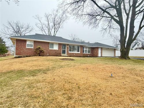 5180 Ambs Rd, Saint Louis, MO, 63128-2922 | Card Image