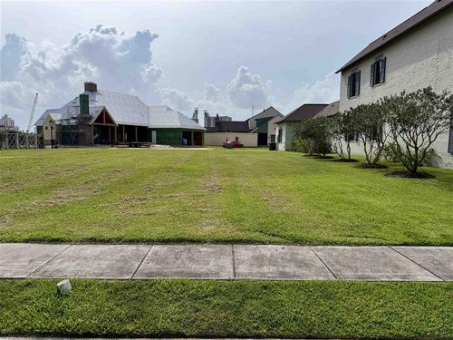 2435 Burton Drive, Lake Charles, LA, 70601 | Card Image
