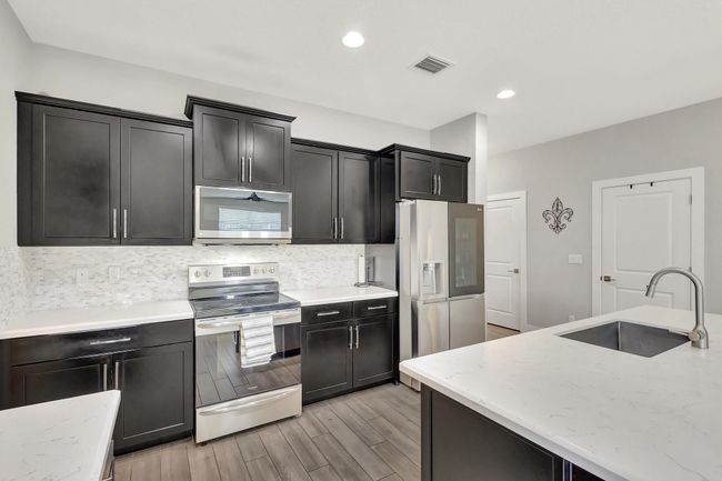92 Palmetto Ln, House other with 4 bedrooms, 3 bathrooms and null parking in Royal Palm Beach FL | Image 19
