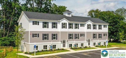 3-315 E Stone Aly, Alburtis, PA, 18011-5022 | Card Image