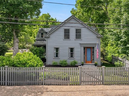 23 Rolfes Ln, Newbury, MA, 01951-1223 | Card Image