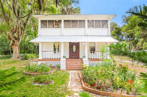 615 Crill Ave, Palatka, FL, 32177-5127 | Card Image
