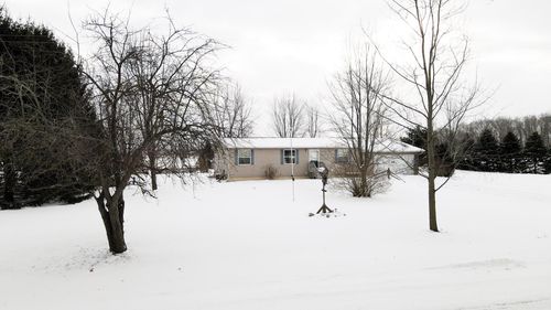 2598 Wildcat Rd, Saint Johns, MI, 48879-9034 | Card Image