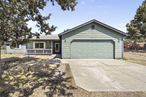 9040 Sw Meadow Rd, Crooked River, OR, 97760-7645 | Card Image
