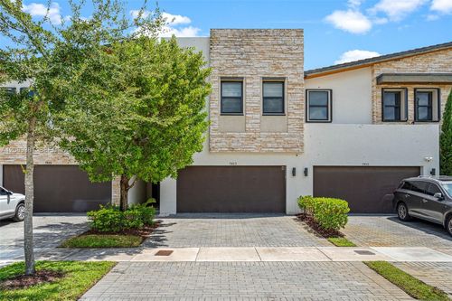 7923 Nw 104th Ct, Doral, FL, 33178 | Card Image