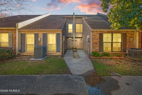 b-204 Long Plantation Blvd, Lafayette, LA, 70508-6168 | Card Image