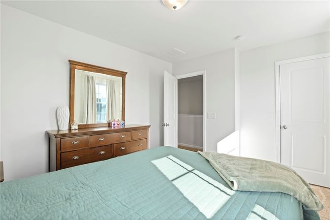 Upstairs bedroom | Image 34