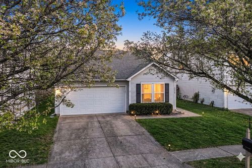 16808 Aulton Dr, Noblesville, IN, 46060-3950 | Card Image