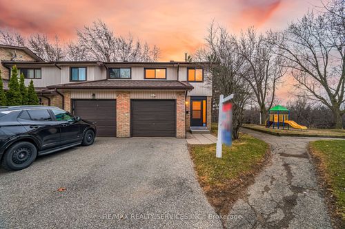 27-27 Dawson Crescent, Brampton, ON, L6V3M5 | Card Image