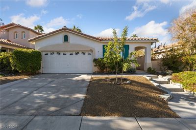 337 Brilliant Summit Circle, House other with 3 bedrooms, 2 bathrooms and null parking in Henderson NV | Image 1