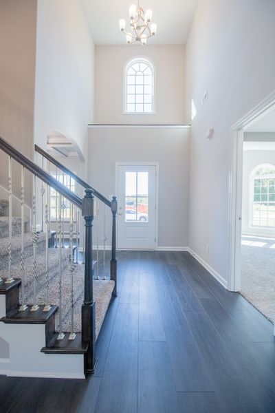 EXAMPLE>>>2 Story Entry Foyer with an Elegant Chandelier! | Image 2