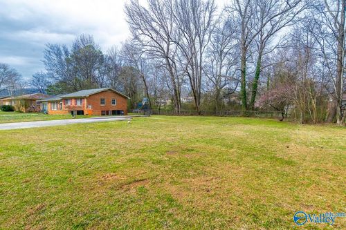 4717 Lumary Dr Nw, Huntsville, AL, 35810-1869 | Card Image