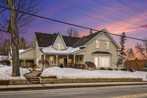29 Daniel St S, Arnprior, ON, K7S2L5 | Card Image