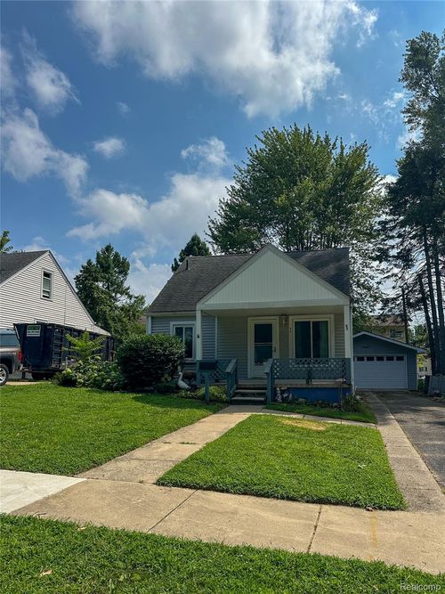 27 Alter Ct, Mount Clemens, MI, 48043-1405 | Card Image