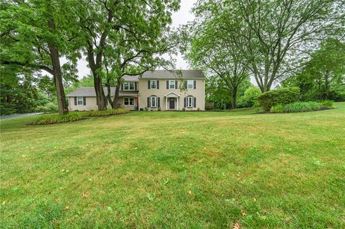 4620 Hale Ln, EMMAUS, PA, 18049-4942 | Card Image