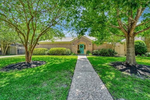 15518 Pleasant Valley Rd, Houston, TX, 77062-3609 | Card Image